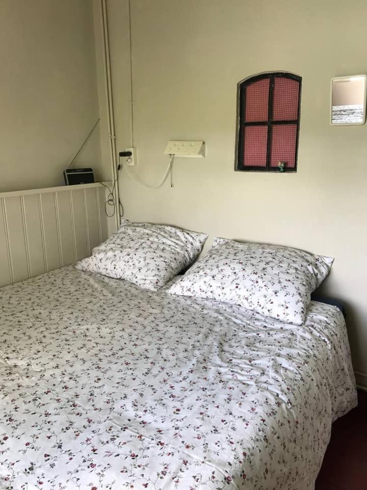 Vakantiehuis In Friesland Voor De Hele Familie Huns Exteriör bild